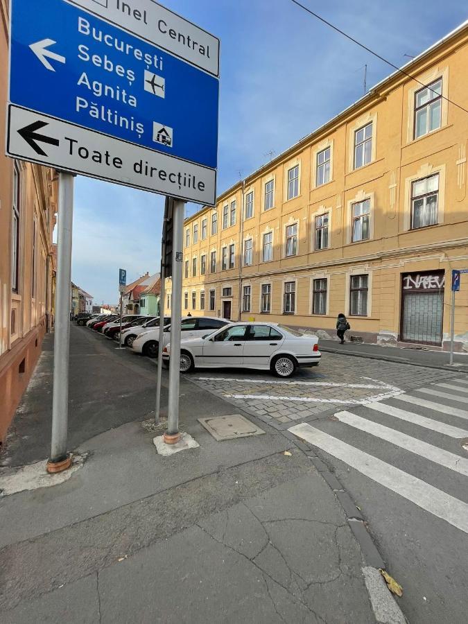 1501 Wergass 18 Apartment Sibiu Bagian luar foto